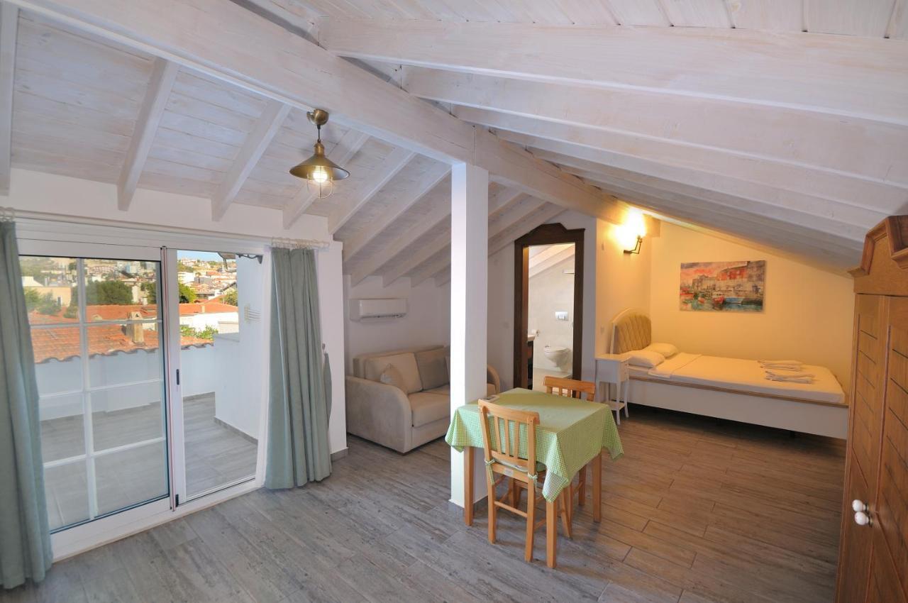 Brothers Cesme Boutique Hotel Exterior photo